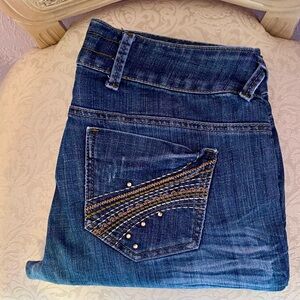 Almost Famous jeans 11